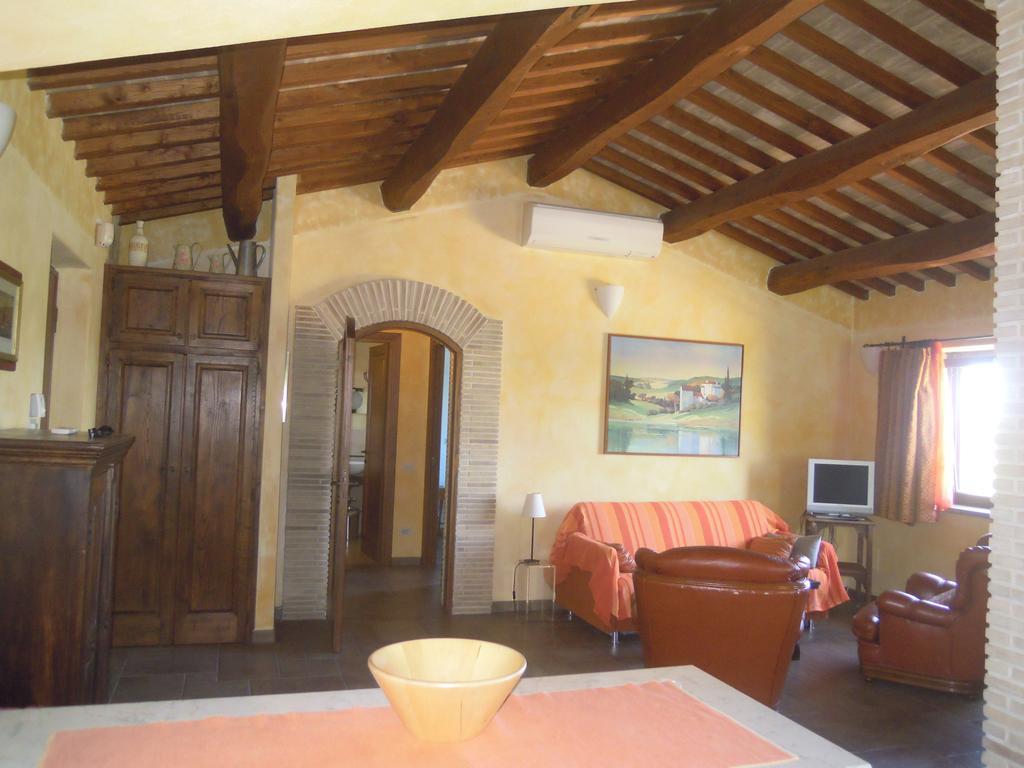 Casa Vacanze Vigna Di Valle Bracciano  Zimmer foto