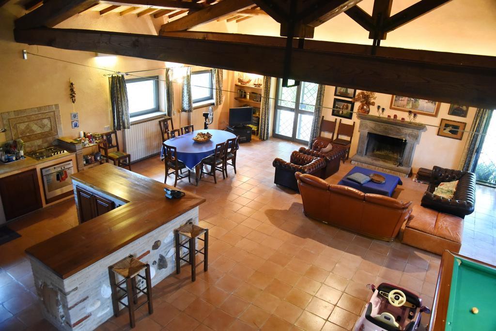Casa Vacanze Vigna Di Valle Bracciano  Zimmer foto