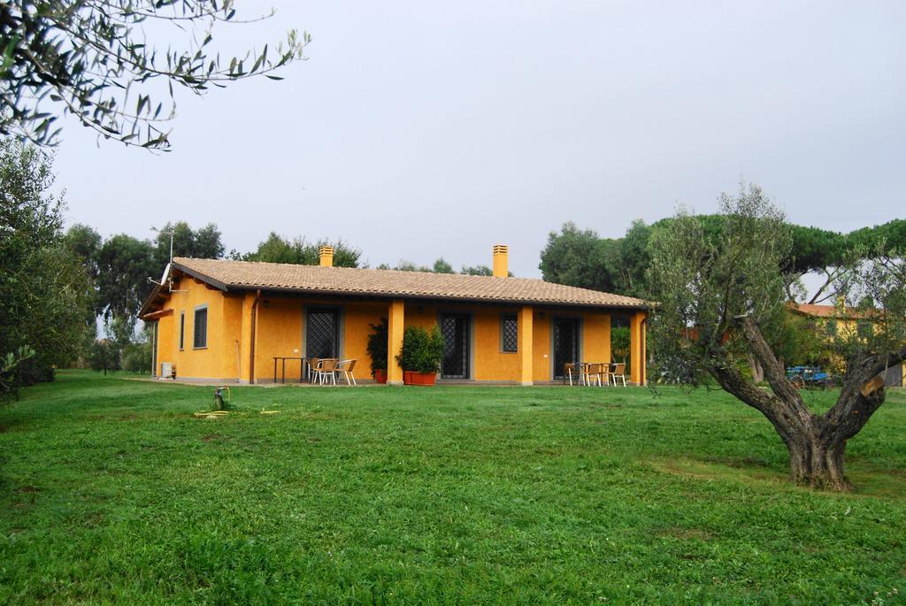 Casa Vacanze Vigna Di Valle Bracciano  Zimmer foto