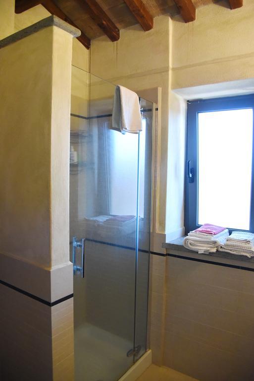 Casa Vacanze Vigna Di Valle Bracciano  Zimmer foto